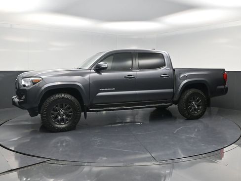 Used 2023 Toyota Tacoma SR5 w/ Technology Package AWD/4WD image 3