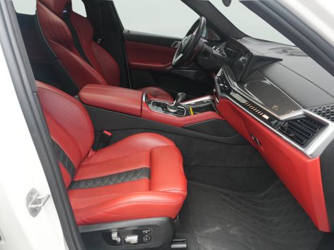 Used 2025 BMW X6 M Competition w/ Executive Package AWD/4WD image 28