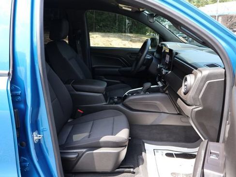 Used 2024 Chevrolet Colorado Trail Boss AWD/4WD image 25