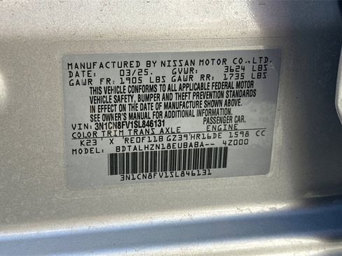 Used 2025 Nissan Versa SR w/ Trunk Package image 30