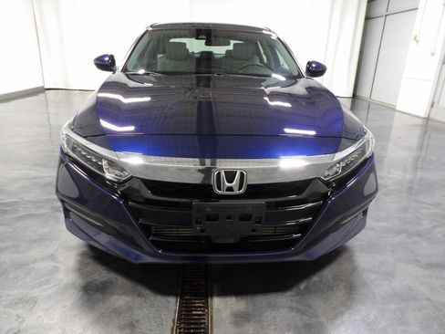 Used 2018 Honda Accord LX image 2