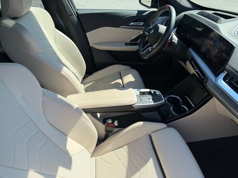 Used 2025 BMW X1 M35i AWD/4WD image 17