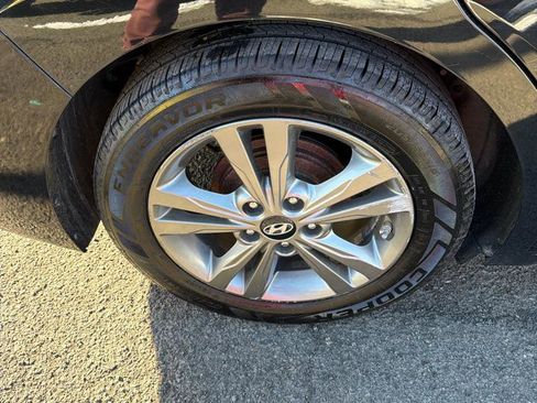 Used 2017 Hyundai Elantra SE w/ SE A/T Tech Package 03 image 13