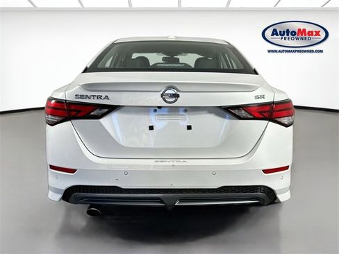 Used 2021 Nissan Sentra SR w/ SR Premium Package image 8