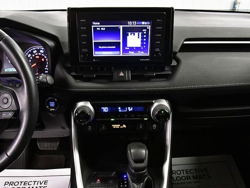 Used 2020 Toyota RAV4 XLE w/ Convenience Package image 25
