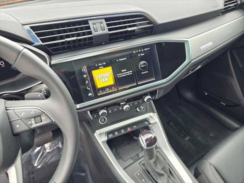 Certified 2025 Audi Q3 2.0T Premium Plus w/ Premium Plus Package AWD/4WD image 28