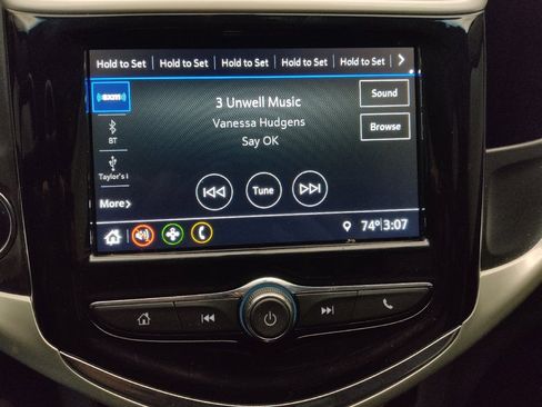 Used 2019 Chevrolet Sonic Premier FWD image 25