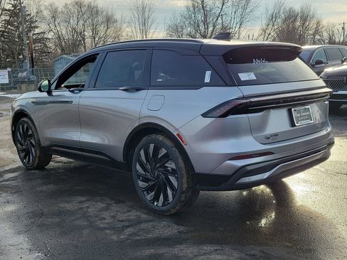 New 2026 Lincoln Nautilus Reserve image 6