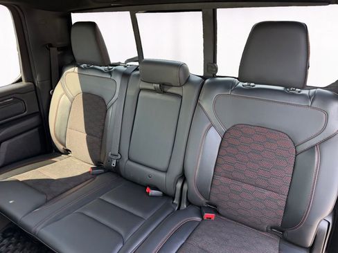 Used 2022 RAM 1500 Big Horn w/ Built-to-serve Edition image 13