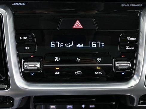 Certified 2021 Kia Sorento SX image 27