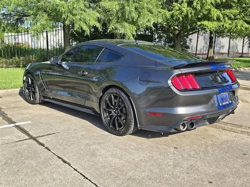 Used 2017 Ford Mustang Shelby GT350 w/ Electronics Package RWD image 4