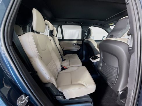 New 2026 Volvo XC90 B6 Plus w/ Protection Package Premier image 29