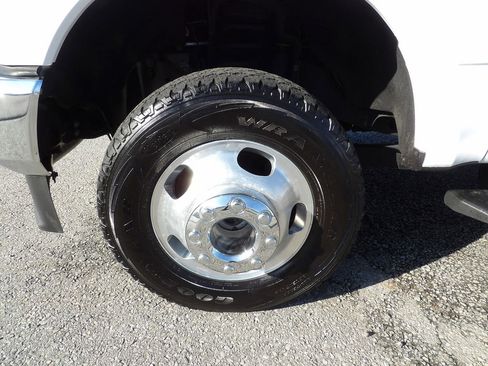 Used 2021 Ford F350 XLT image 62