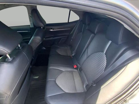 Used 2024 Toyota Camry SE FWD image 19
