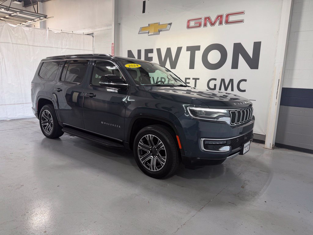 Used 2024 Jeep Wagoneer Series II AWD/4WD image 2