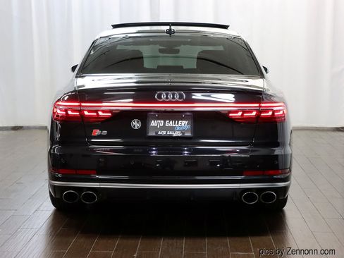 Used 2020 Audi S8 L w/ S8 Executive Package image 7