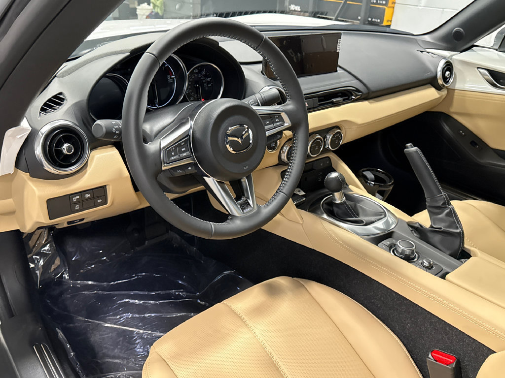 New 2026 MAZDA MX-5 Miata Grand Touring RWD image 3