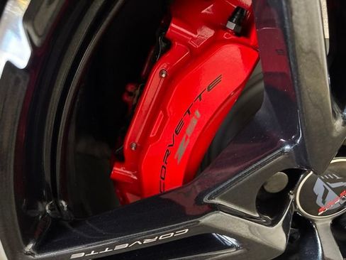 Used 2022 Chevrolet Corvette Stingray Preferred Conv w/ Z51 Performance Package RWD image 15