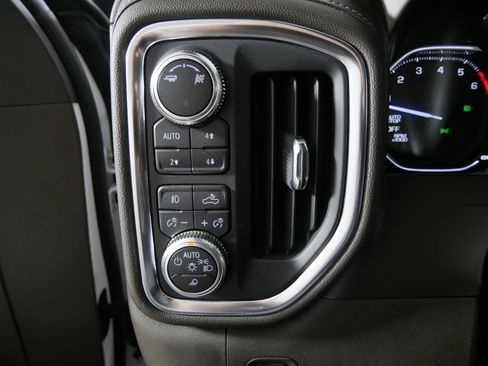 Used 2019 GMC Sierra 1500 SLT w/ SLT Premium Plus Package image 26