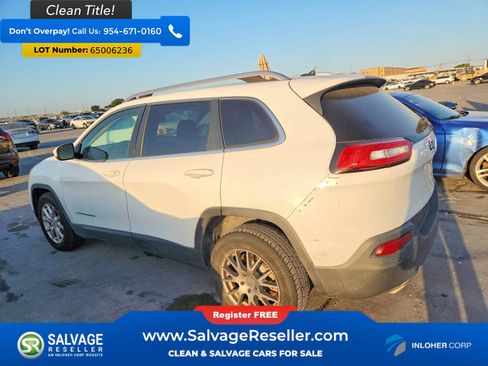 Used 2015 Jeep Cherokee Latitude FWD image 3