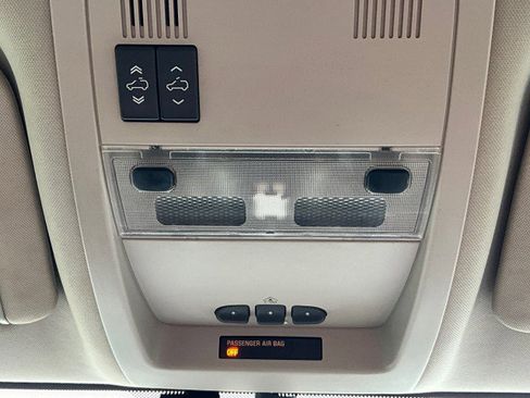 Used 2007 Chevrolet Avalanche LT w/ LT Preferred Equipment Group image 19