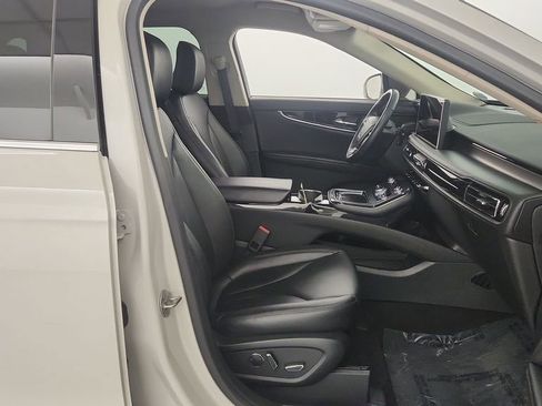 Used 2023 Lincoln Nautilus AWD image 30