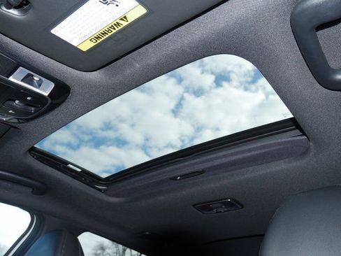 Used 2024 Hyundai Santa Cruz Limited image 3