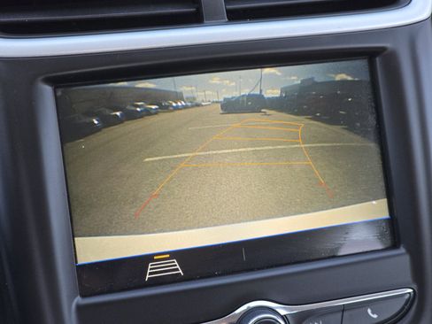 Used 2019 Chevrolet Sonic LT image 8