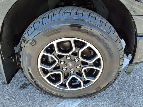 Used 2022 Ford F150 XLT w/ Equipment Group 302A High AWD/4WD image 9