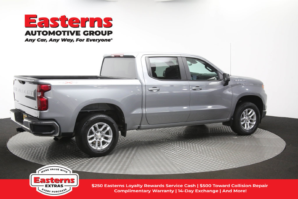 Used 2024 Chevrolet Silverado 1500 LT AWD/4WD image 46