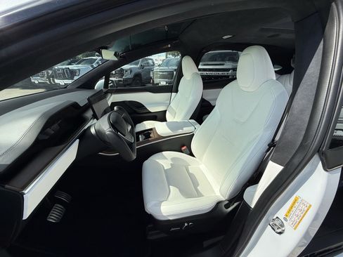 Used 2022 Tesla Model X AWD/4WD image 25