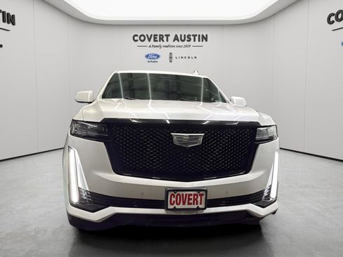 Used 2021 Cadillac Escalade Sport Platinum image 8