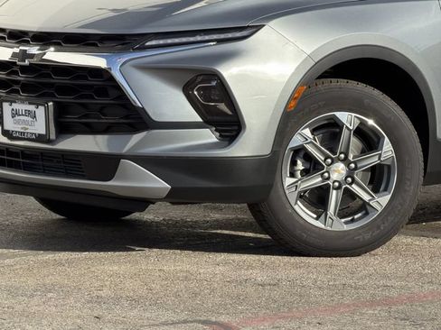 New 2026 Chevrolet Blazer LT w/ Convenience Package FWD image 7