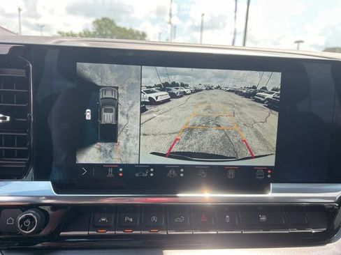 Used 2024 Chevrolet Silverado 1500 High Country w/ High Country Premium Package image 22