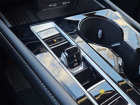 New 2026 Volkswagen Atlas SE image 21