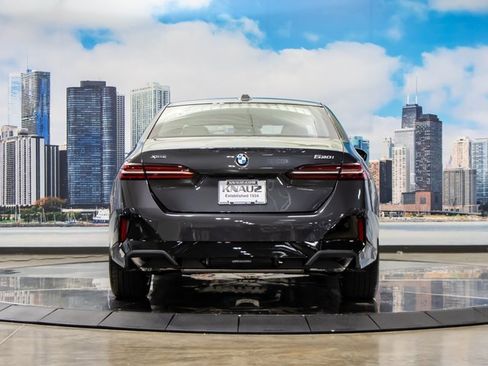 New 2026 BMW 530i xDrive w/ M Sport Package image 11