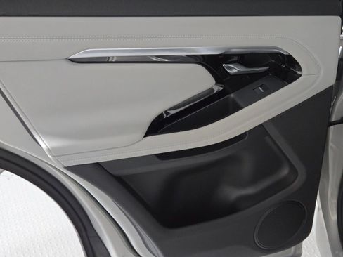 Used 2023 Land Rover Range Rover Evoque R-Dynamic SE AWD/4WD image 21