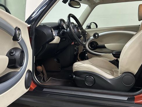 Used 2012 MINI Cooper Hardtop image 17