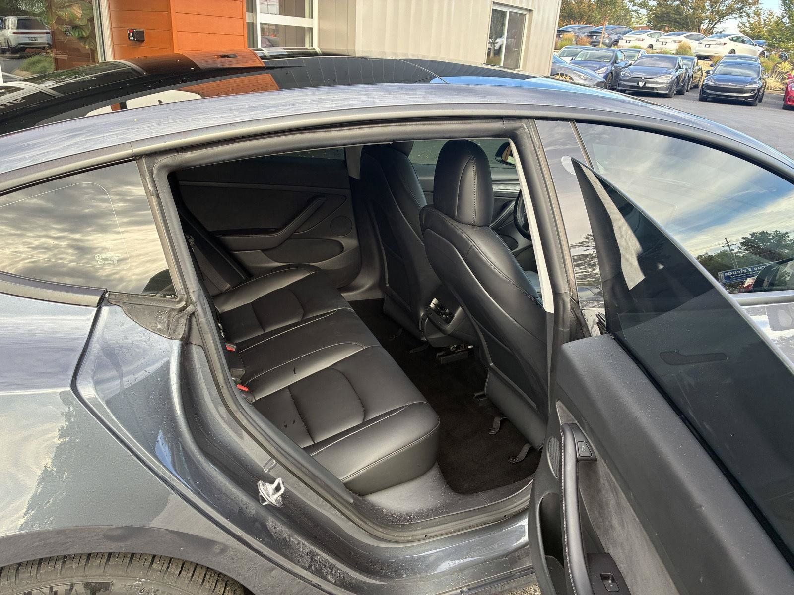 Used 2023 Tesla Model 3 Standard Range RWD image 10