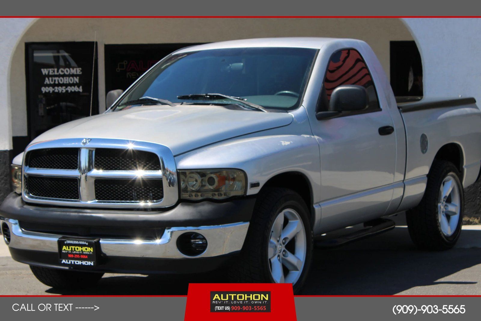Used 2004 Dodge Ram 1500 Truck ST RWD image 1