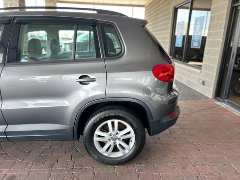 Used 2015 Volkswagen Tiguan SE FWD image 6