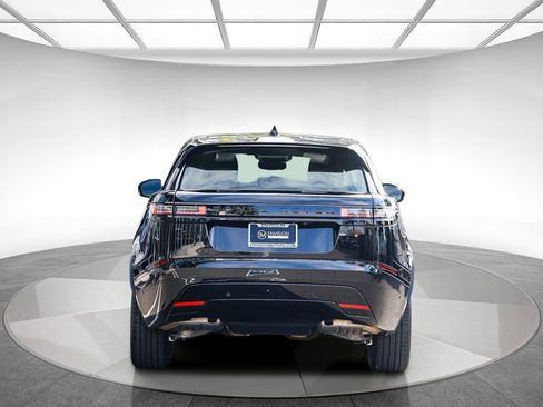 Used 2026 Land Rover Range Rover Velar Dynamic SE image 3