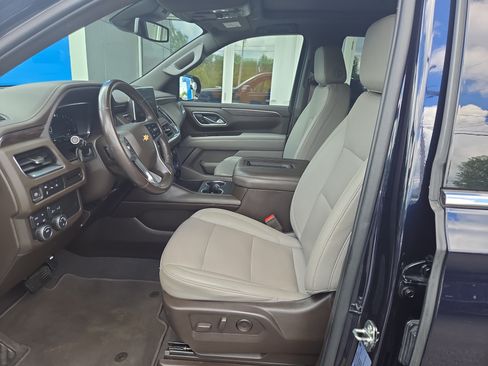 Used 2023 Chevrolet Tahoe LT AWD/4WD image 5