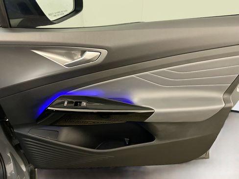 Used 2023 Volkswagen ID.4 Pro S AWD/4WD image 35