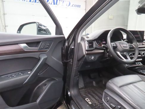 Used 2023 Audi Q5 2.0T Premium w/ Convenience Package image 37
