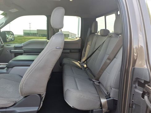 Used 2016 Ford F150 XLT w/ Equipment Group 302A Luxury AWD/4WD image 29