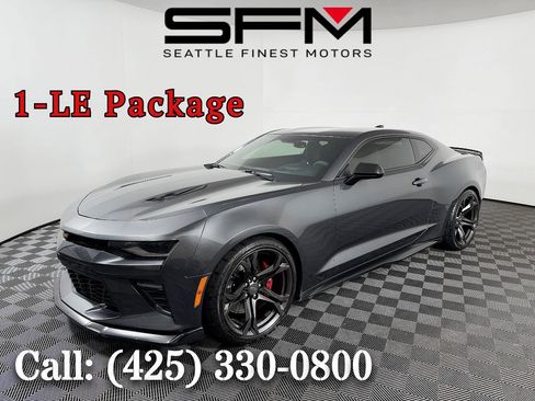Used 2018 Chevrolet Camaro SS image 1