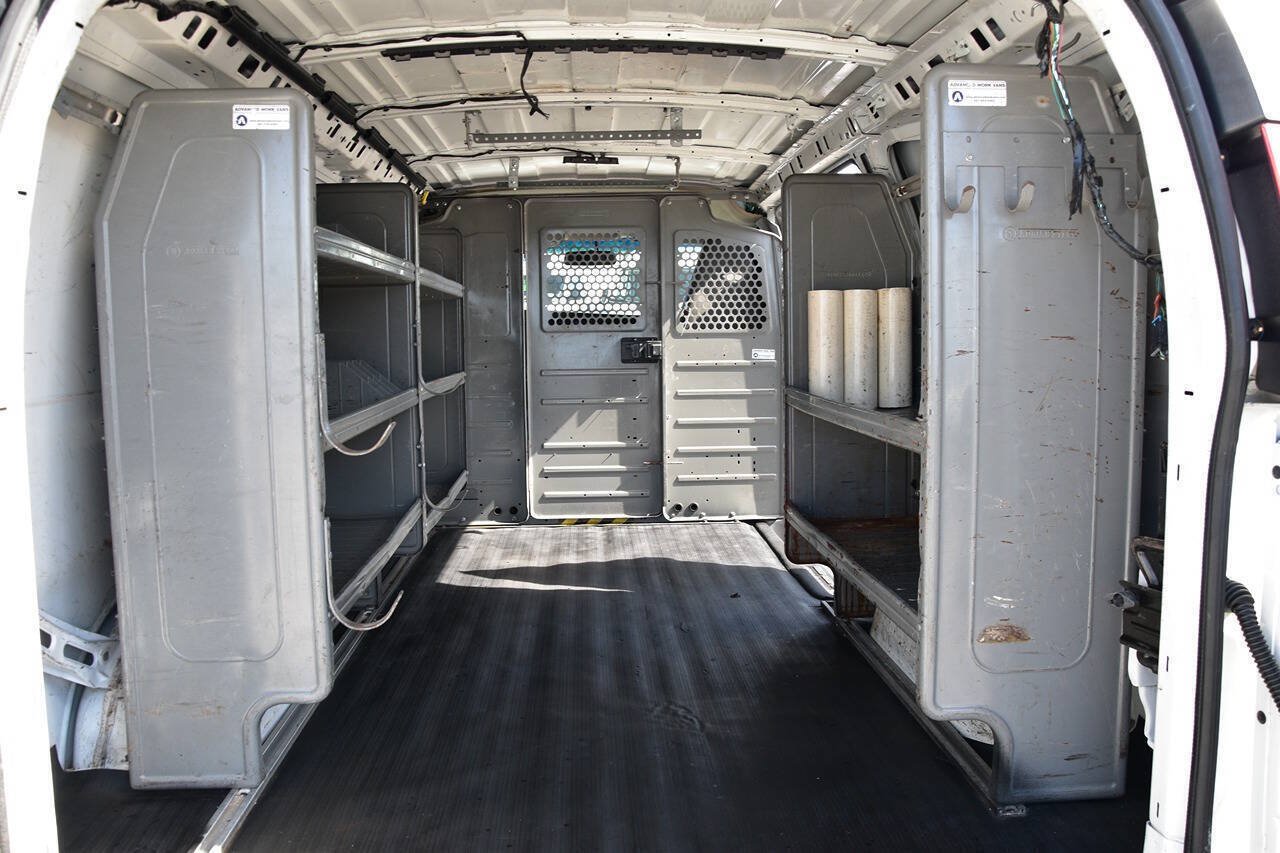 Used 2019 Chevrolet Express 2500 w/ Communications Package RWD image 12