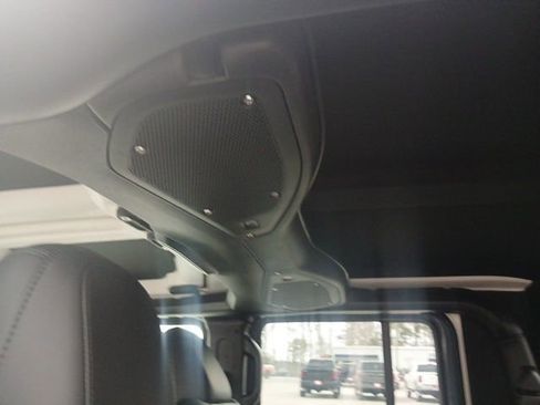 New 2026 Jeep Gladiator Rubicon image 15