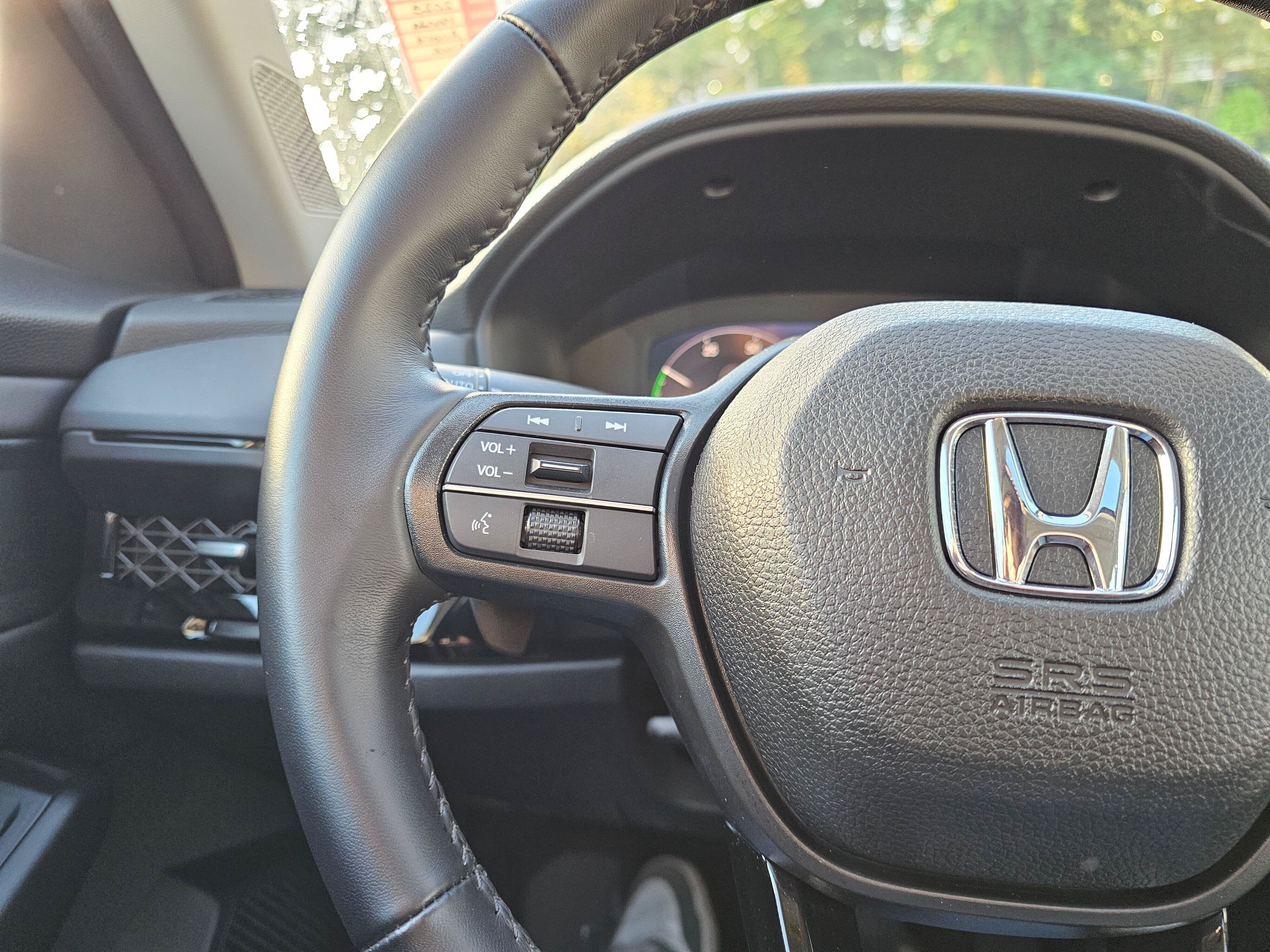 Used 2025 Honda Accord EX-L image 33